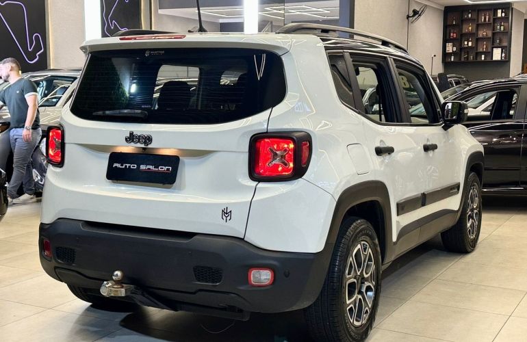 Jeep Renegade 1.8 16V Sport - Foto #4
