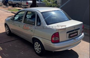 Chevrolet Corsa 1.0 MPFi Classic Sedan 8v - Foto #7