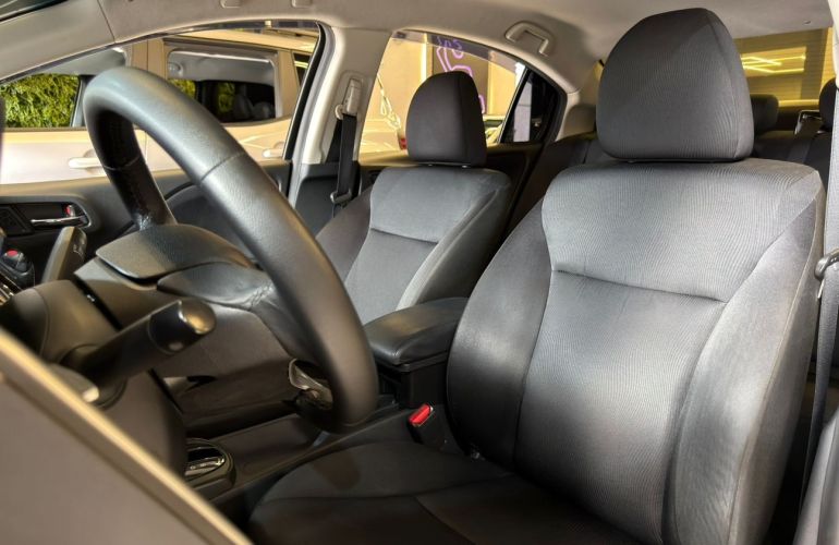 Honda City 1.5 LX 16v - Foto #10