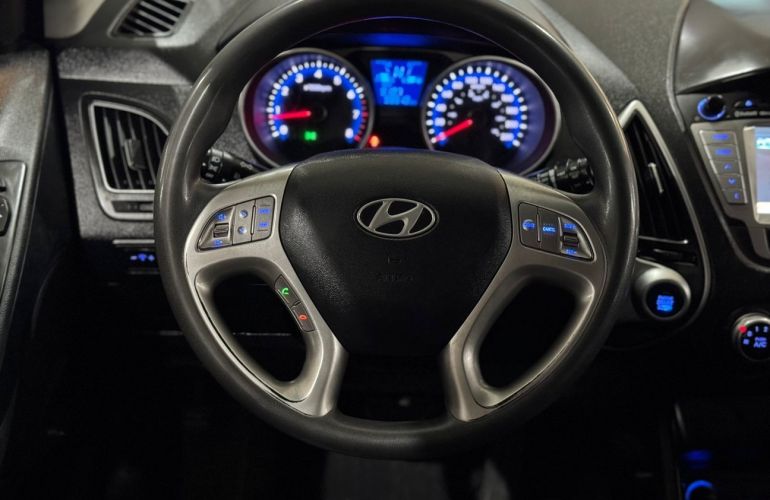 Hyundai Ix35 2.0 16v - Foto #10