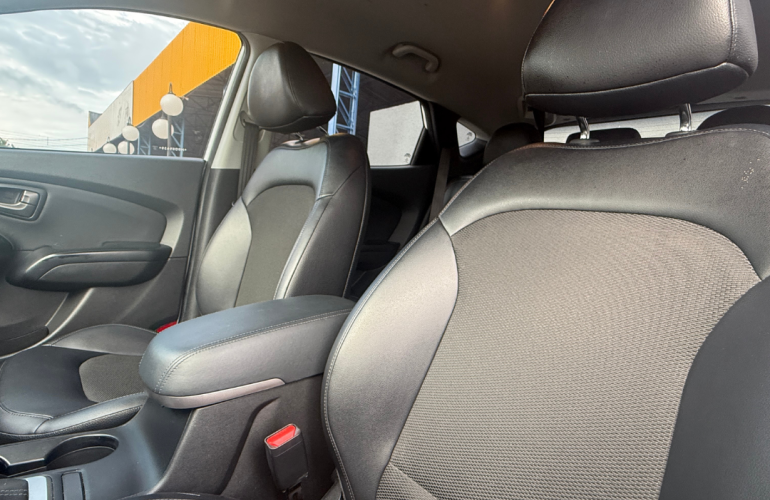 Hyundai ix35 2.0 GL (Aut) - Foto #4