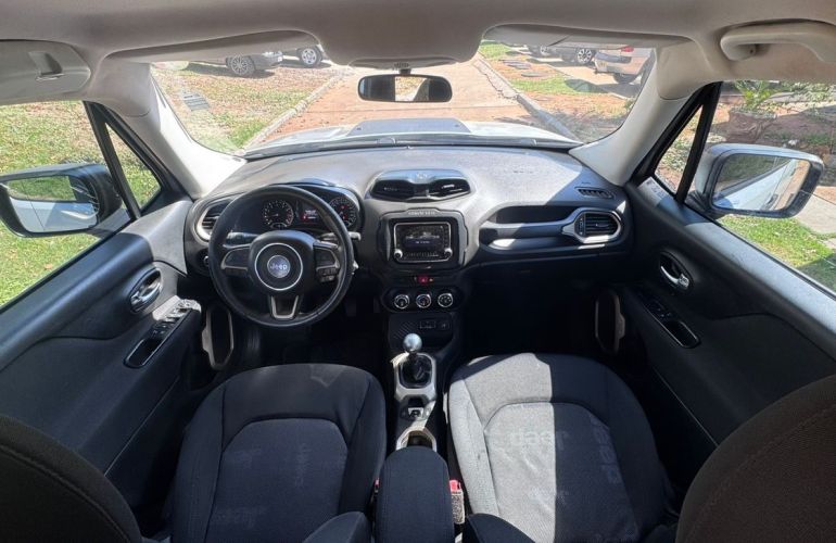 Jeep Renegade 1.8 16V Sport - Foto #10