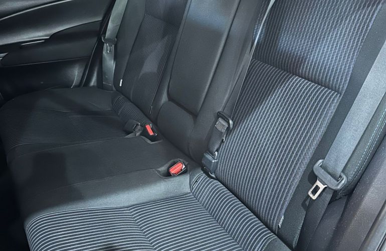 Toyota Yaris 1.3 16V Xl Live Multidrive - Foto #8