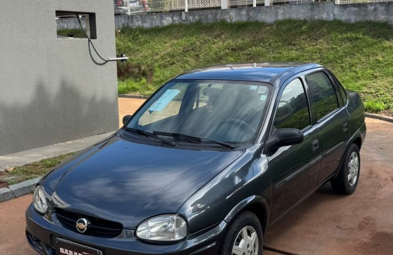 Chevrolet Corsa 1.0 MPFi Classic Sedan Life 8v - Foto #2