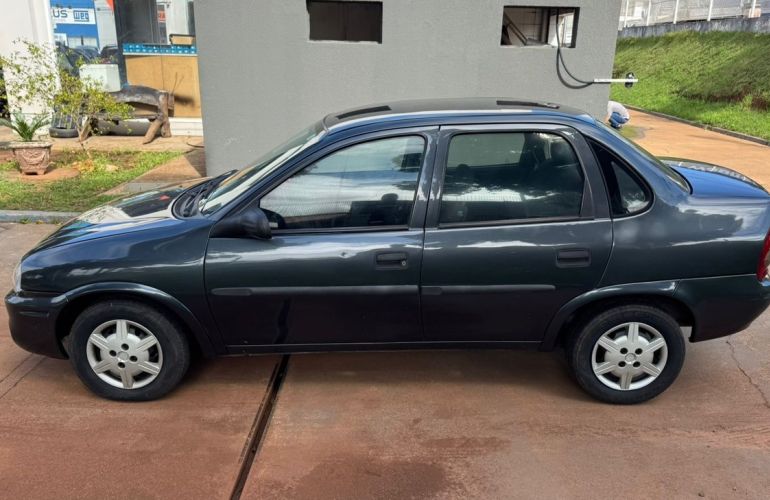 Chevrolet Corsa 1.0 MPFi Classic Sedan Life 8v - Foto #5