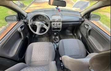 Chevrolet Corsa 1.0 MPFi Classic Sedan Life 8v - Foto #10