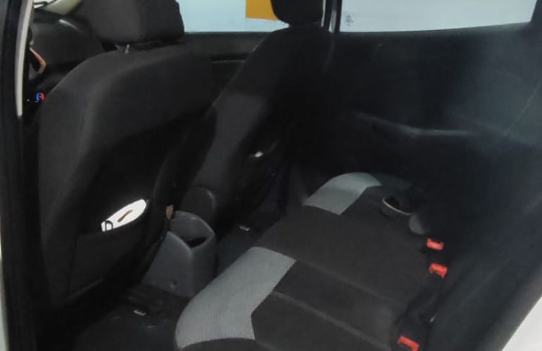 Ford Ecosport SE 2.0 16V Powershift (Flex) - Foto #3