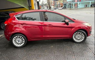 Ford Fiesta 1.6 Titanium Hatch 16v - Foto #5