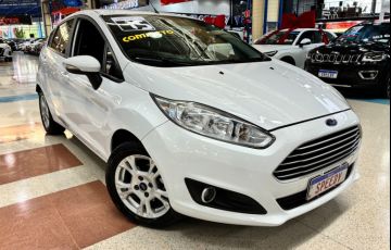 Ford Fiesta 1.5 SE Hatch 16v - Foto #2