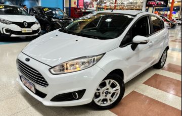 Ford Fiesta 1.5 SE Hatch 16v - Foto #4