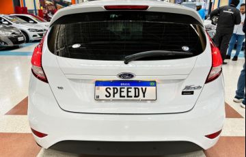 Ford Fiesta 1.5 SE Hatch 16v - Foto #6