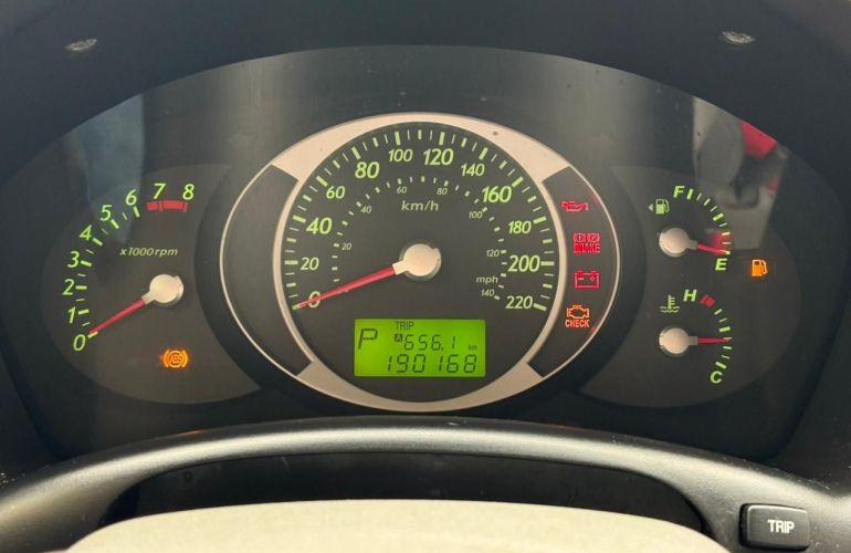 Hyundai Tucson 2.0 MPFi GL 16V 142cv 2wd - Foto #9
