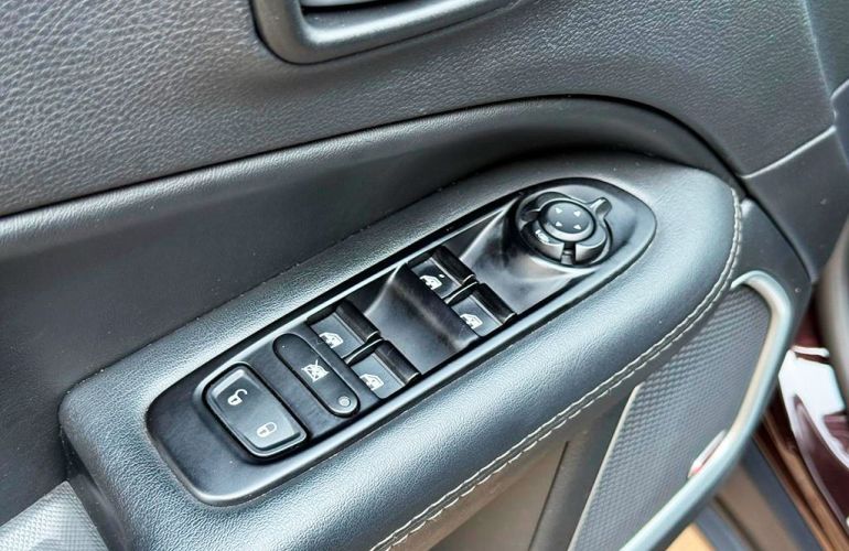 Jeep Compass 2.0 16V S 4x4 - Foto #10