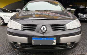 Renault Megane 1.6 Dynamique Grand Tour 16v - Foto #3