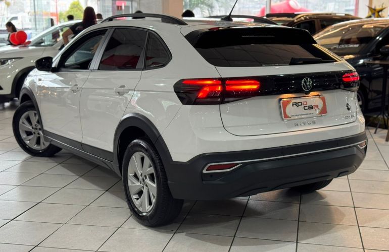 Volkswagen Nivus 1.0 200 TSi Total Comfortline - Foto #4