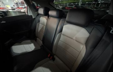 Volkswagen Nivus 1.0 200 TSi Total Comfortline - Foto #8