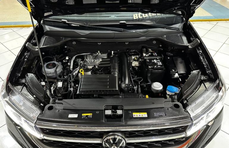 Volkswagen Taos 250 TSi Highline - Foto #3