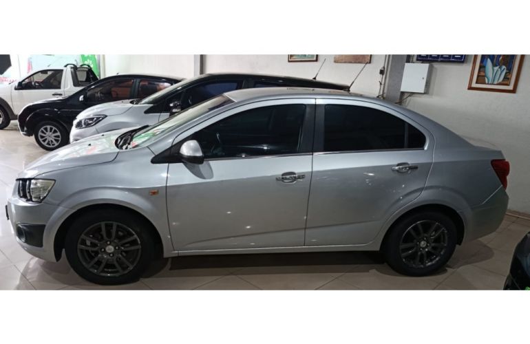 Chevrolet Sonic Sedan LTZ (Aut) - Foto #4