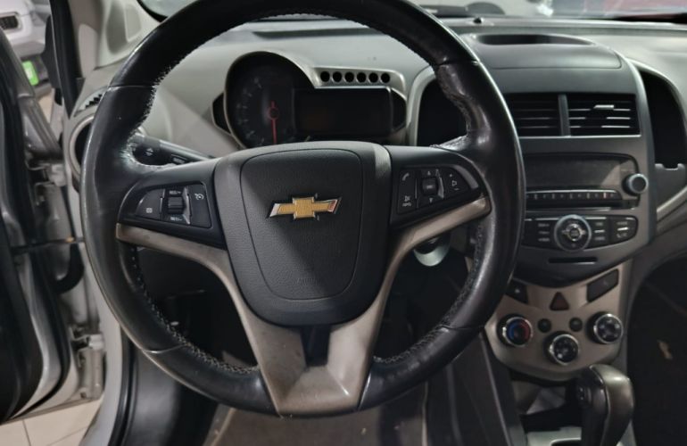 Chevrolet Sonic Sedan LTZ (Aut) - Foto #8
