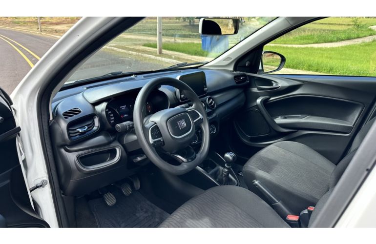 Fiat Cronos 1.3 Drive - Foto #7