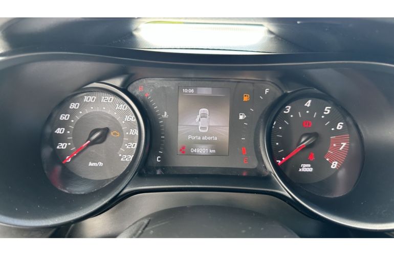 Fiat Cronos 1.3 Drive - Foto #10