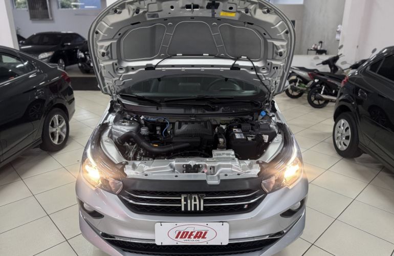 Fiat Cronos 1.3 Precision (Aut) - Foto #5