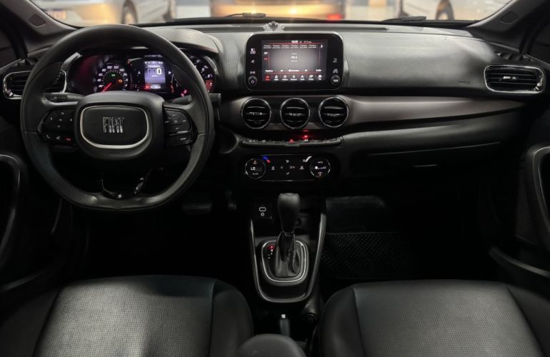 Fiat Cronos 1.3 Precision (Aut) - Foto #9