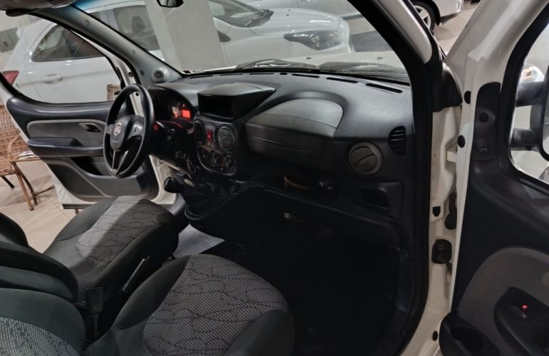 Fiat Doblò 1.8 Essence 7l - Foto #4