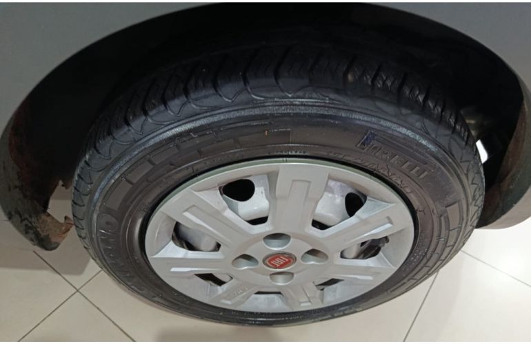 Fiat Strada Working 1.4 (Flex) - Foto #5