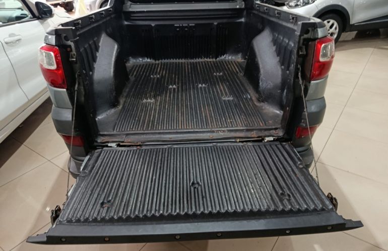 Fiat Strada Working 1.4 (Flex) - Foto #9