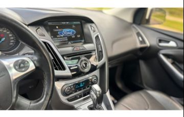 Ford Focus Fastback Titanium Plus 2.0 PowerShift - Foto #6