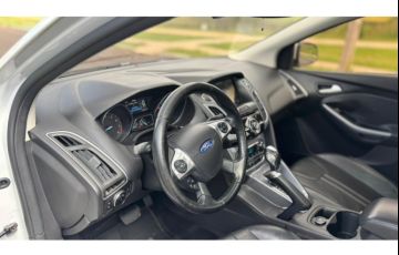Ford Focus Fastback Titanium Plus 2.0 PowerShift - Foto #7