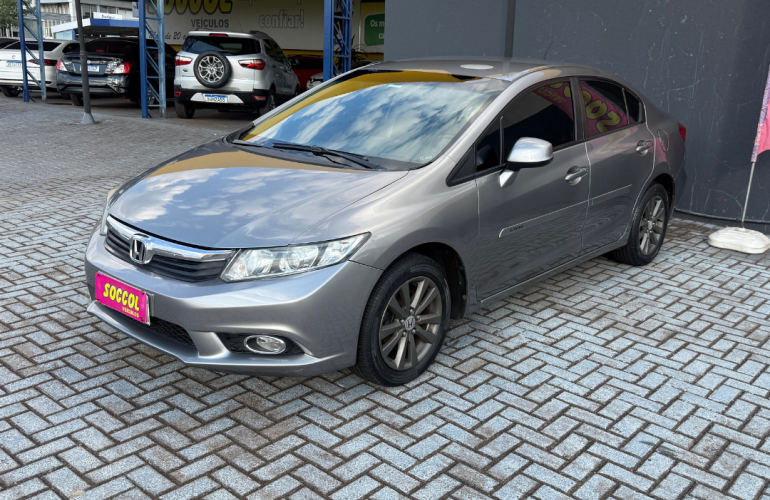 Honda Civic LXS 1.8 i-VTEC (Aut) (Flex) - Foto #3