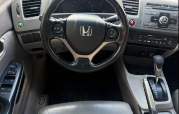 Honda Civic LXS 1.8 i-VTEC (Aut) (Flex) - Foto #4