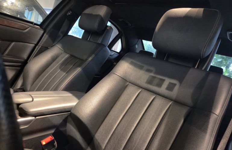 Mercedes-Benz E 400 3.0 V6 Avantgarde Biturbo - Foto #5