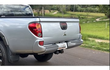 Mitsubishi L200 Triton 3.2 Di-D 4x4 GLX - Foto #5