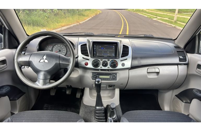 Mitsubishi L200 Triton 3.2 Di-D 4x4 GLX - Foto #7