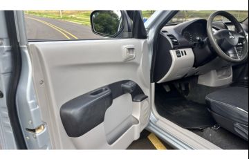 Mitsubishi L200 Triton 3.2 Di-D 4x4 GLX - Foto #8