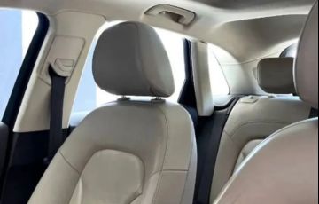 Audi Q3 2.0 TFSI Attraction S Tronic Quattro - Foto #4