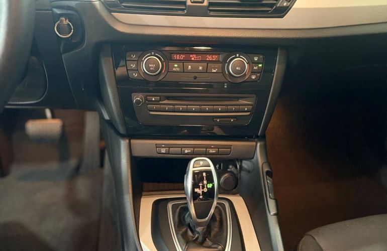 BMW X1 2.0 16V Turbo Sdrive20i - Foto #10
