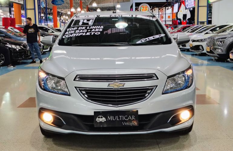 Chevrolet Onix 1.4 MPFi LTZ 8v - Foto #2