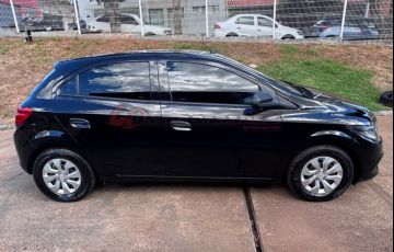 Chevrolet Onix 1.0 MPFi Joy 8v - Foto #4