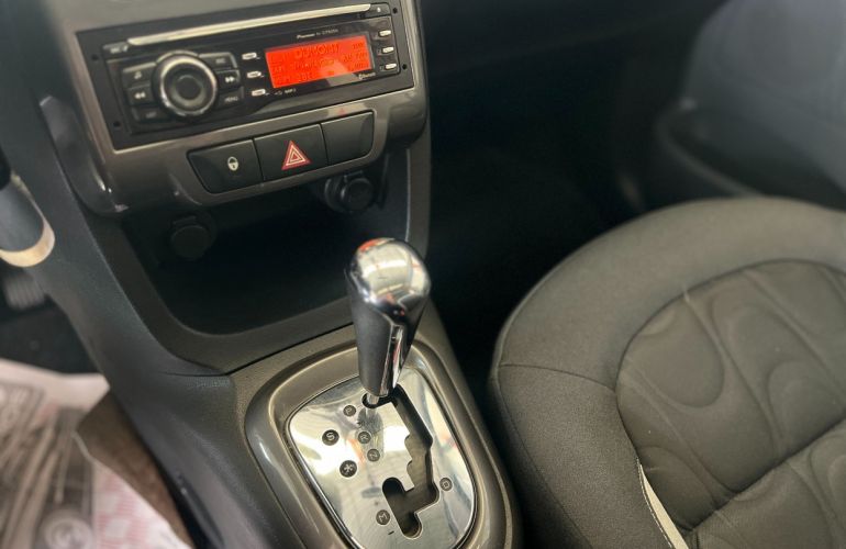 Citroën C3 1.6 Tendance 16v - Foto #6