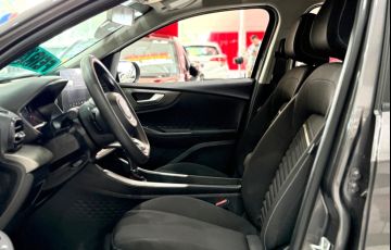 Fiat Fastback 1.0 Turbo 200 - Foto #8
