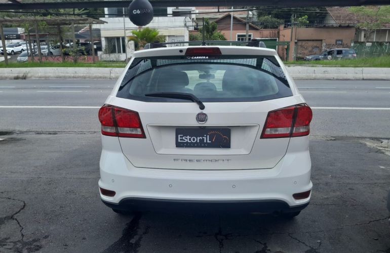 Fiat Freemont 2.4 Precision 16v - Foto #5