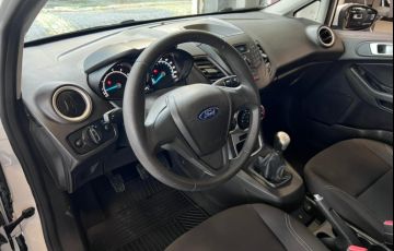 Ford Fiesta 1.6 SE Hatch 16v - Foto #4