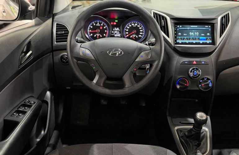 Hyundai Hb20s 1.0 Comfort Plus 12v - Foto #9