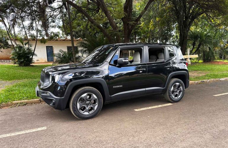 Jeep Renegade 1.8 (Aut) - Foto #2