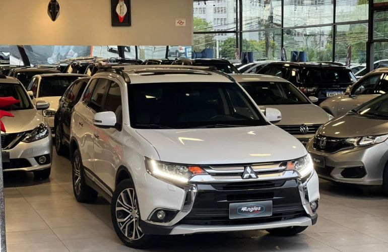 Mitsubishi Outlander 2.2 4x4 16v - Foto #2