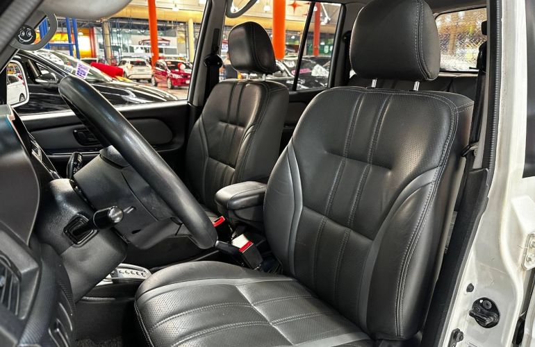 Mitsubishi Pajero Tr4 2.0 4x2 16V 140cv - Foto #9